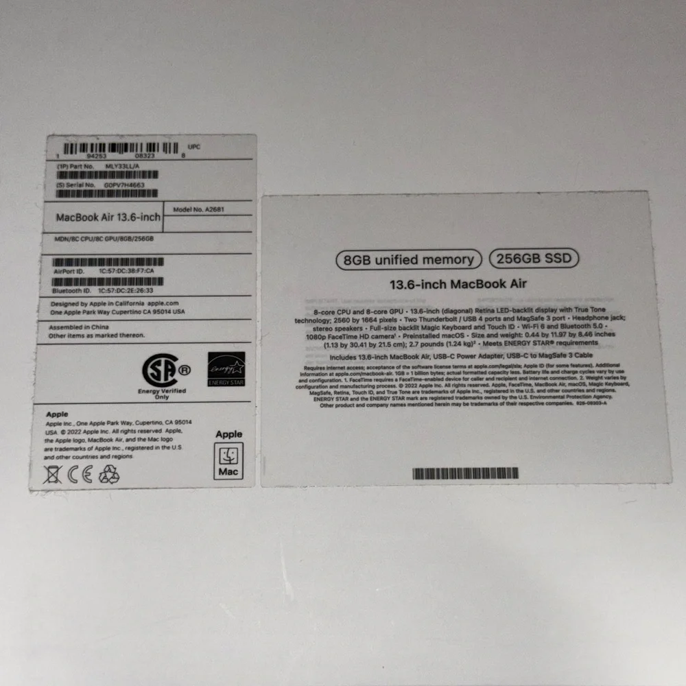 Apple MacBook 2022 M2 chip